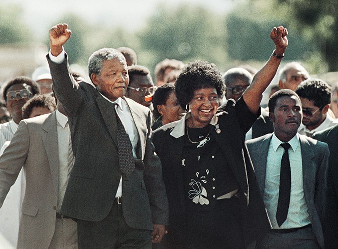 

Greame Williams, 'Nelson Mandela mit Winnie Mandela as he is released from the Victor Vester Prison', 1990, Courtesy the artist © Greame Williams

