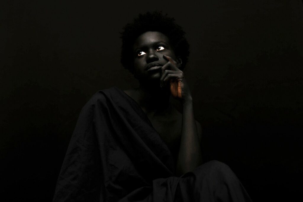 Yannis Davy Guibinga - The Darkest Color, 2018. Fine Art photography. 60x90 cm. Courtesy African Arty 