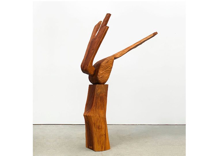 Thaddeus Mosley, Repetitive Reference, 2015. Walnut, 223,5 x 132,1 x 66cm. Courtesy of the artist and Karma, NY. 
