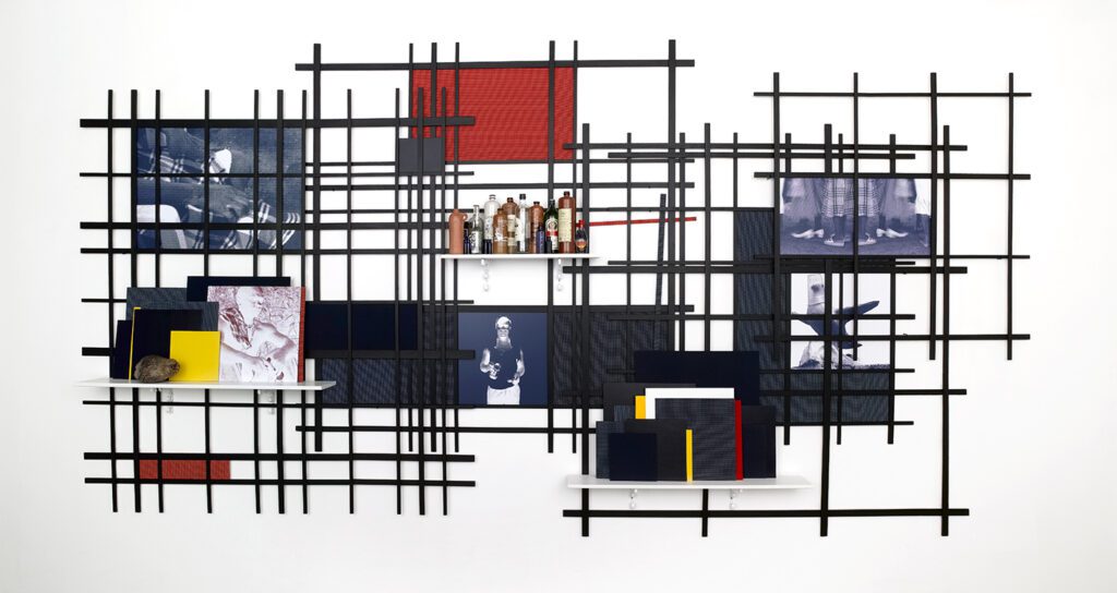 Remy Jungerman, GUARDIAN HAVANA – mixed media – 197 x 98 x 12 inch (500 x 250 x 30 cm) 2009
