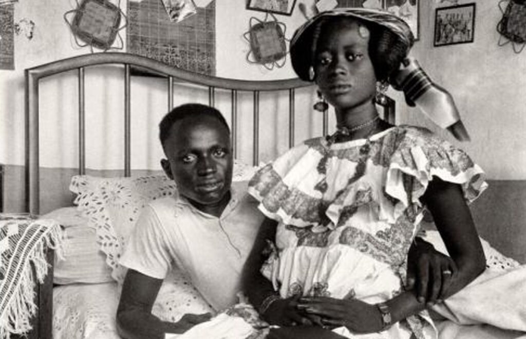 Self-Portrait of Macky Kane and Fatou Thioune (Detail), Saint Louis (Senegal), 1941, scan from gelatin negative, 9x13cm. Courtesy of Linguere Fatou Fall and Revue Noire.