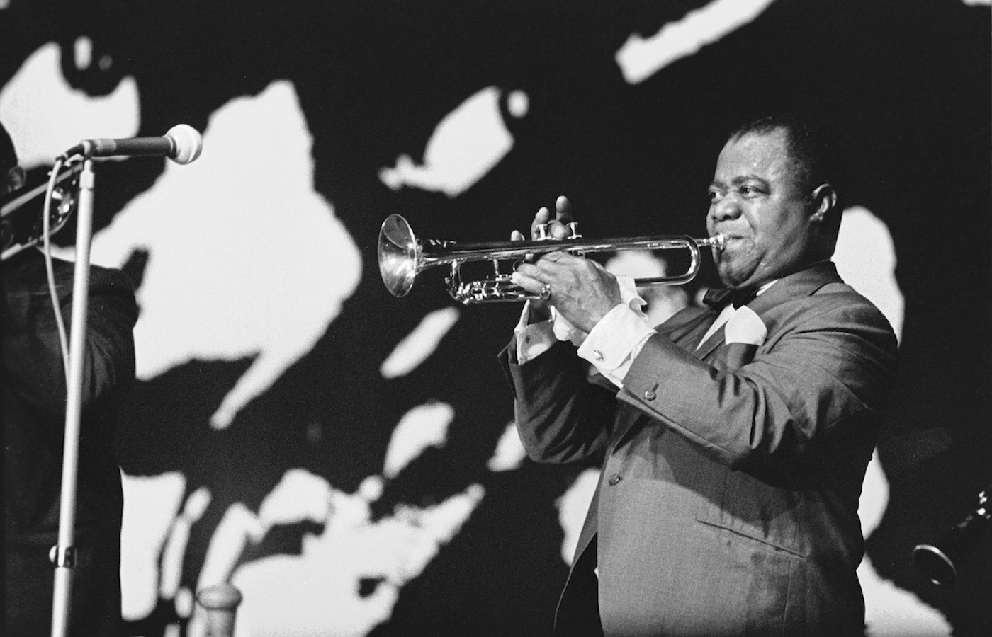 Louis Armstrong: Jazz Legend