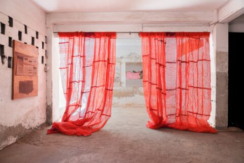 Installation view, Elolo Bosoka, Flying Onions, 2024, Photo: Morel Donou, Courtesy Galerie Atiss Dakar