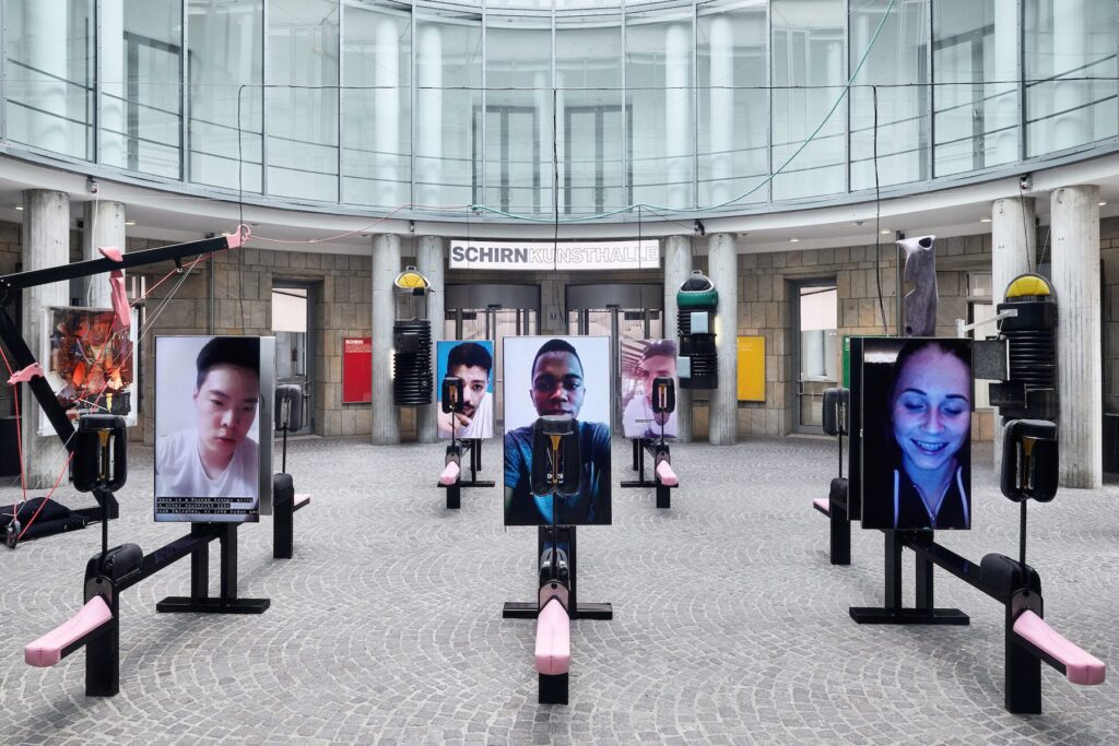 Neïl Beloufa. Global Agreement, © Schirn Kunsthalle Frankfurt, 2018, Foto: Marc Krause
